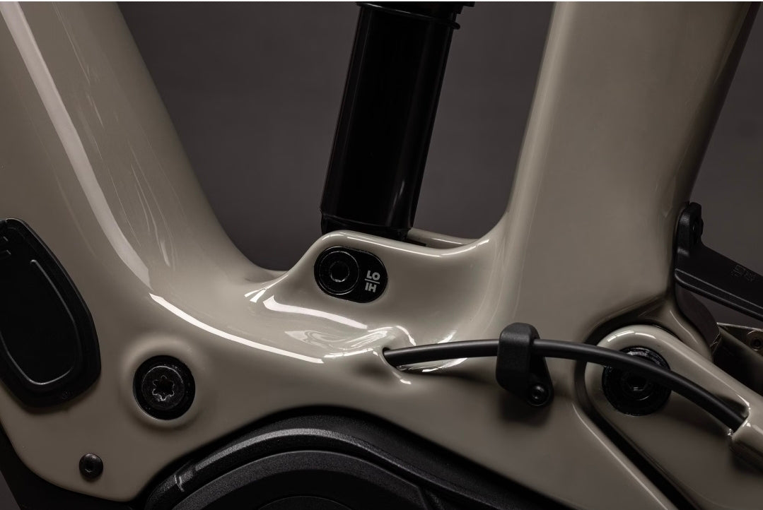 VTT Tout-Suspendu Électrique Santa Cruz Vala Carbone C 12V MX (29/27.5'') Gris Bosch 100 Nm