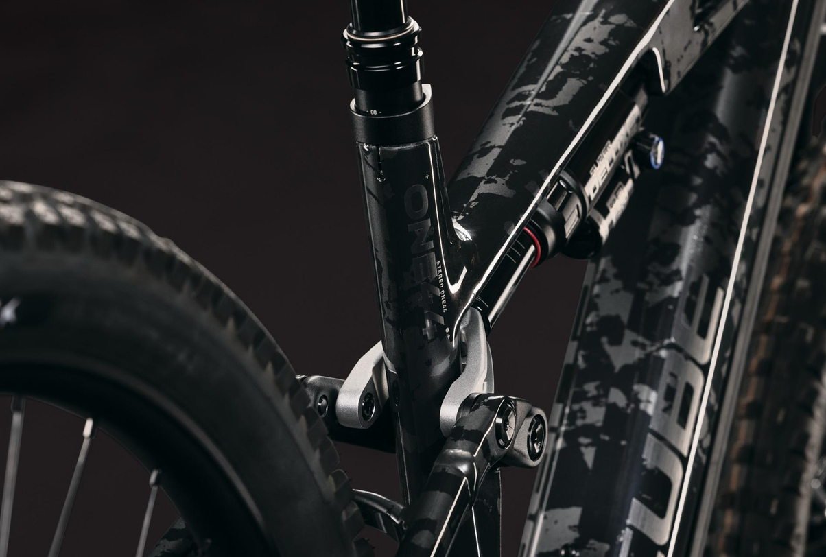 CUBE - VTT tout-suspendu à Assistance Électrique de Trail Stereo Hybrid ONE44 HPC Super TM 800 M2S. 2027
