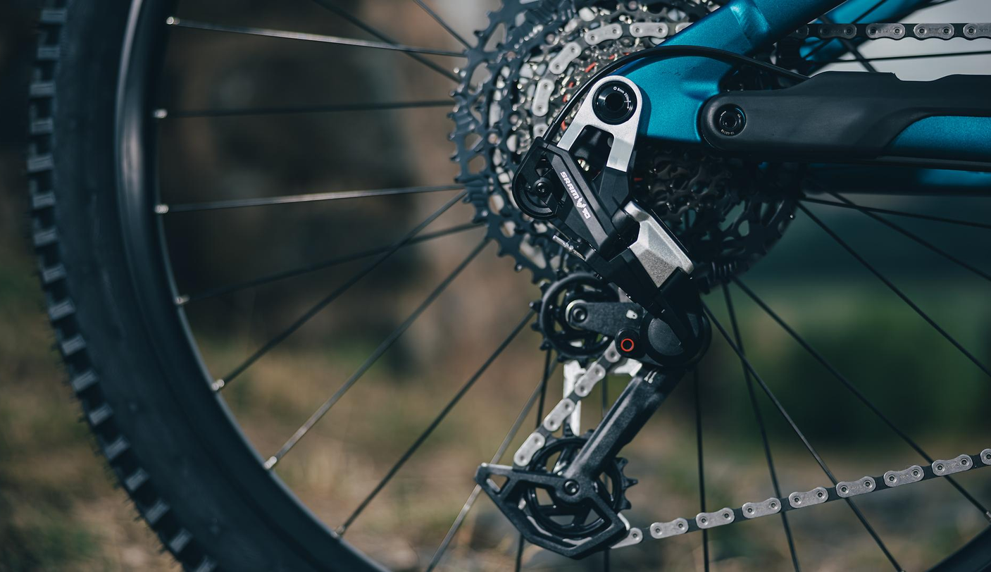 CUBE - VTT tout-suspendu à Assistance Électrique de Trail Stereo Hybrid ONE44 HPC EXC 800 M2S de 2027