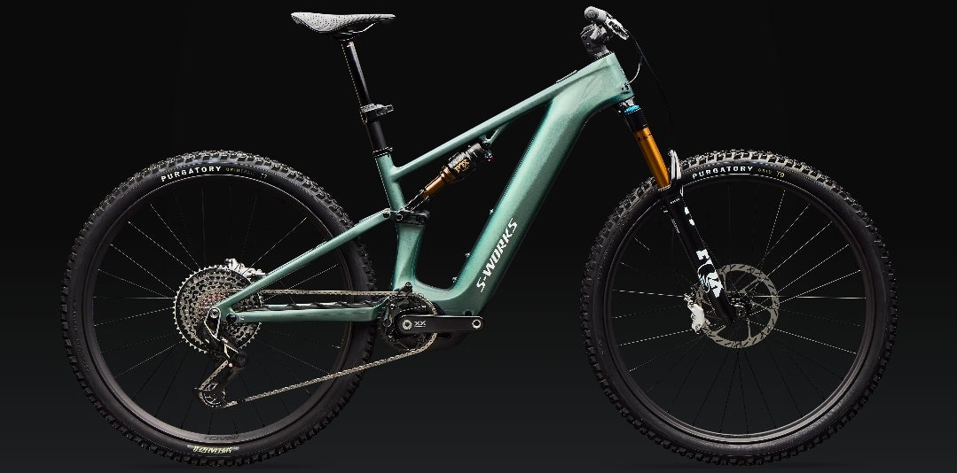 Velo electrique Specialized 
S-Works Turbo Levo R
Couple de 111 Nm, puissance de 850 W, batterie de 840W 2027