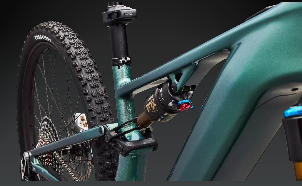 Velo electrique Specialized 
S-Works Turbo Levo R
Couple de 111 Nm, puissance de 850 W, batterie de 840W 2027
