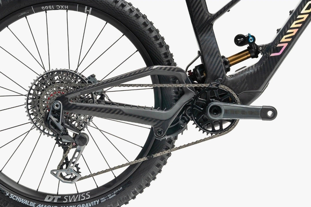 Vélo électrique Unno Mith Factory. DJI Avinox M2S
