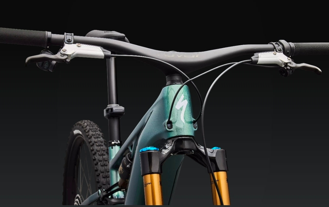 Velo electrique Specialized 
S-Works Turbo Levo R
Couple de 111 Nm, puissance de 850 W, batterie de 840W 2027